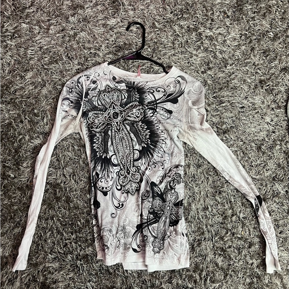 Women's Graphic Long Sleeve Top - Black and White